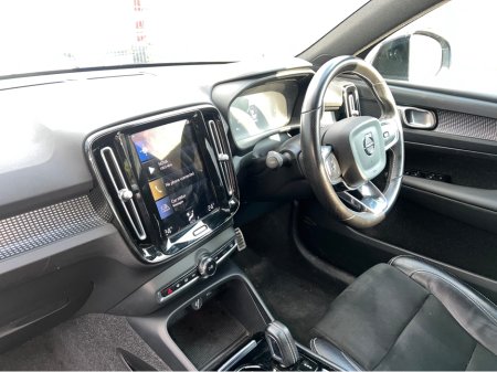 2021 Volvo XC40 R-DESIGN T4 €27,450