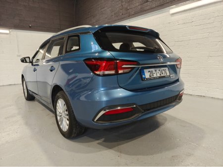 2021 MG Mg5 LONG RANGE SW EV EXCLUSIVE 5DR AUTO €12,250 thumbnail