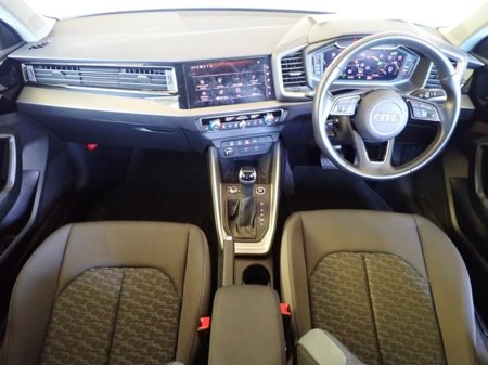 2021 Audi A1 - thumbnail 4