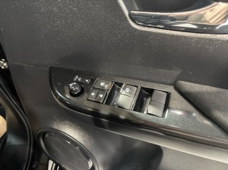 2022 Toyota Hilux 2.4 SR5 DOUBLE CAB 4DR €38,500 thumbnail