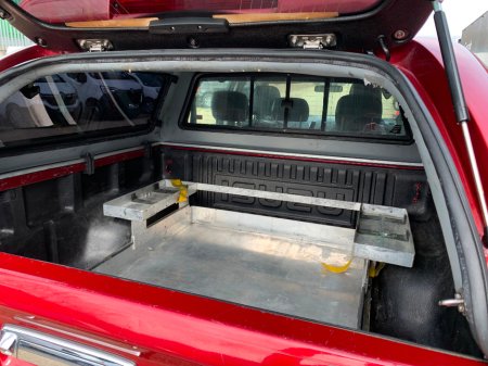 2019 Isuzu D-MAX - thumbnail 11