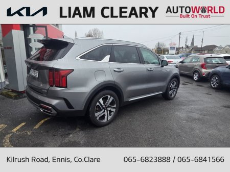 2023 Kia Sorento - thumbnail 3
