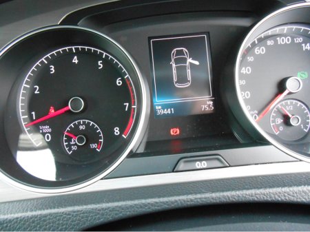 2016 Volkswagen Golf Comfort 1.2 Petrol Auto €14,995 thumbnail