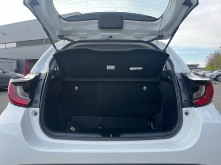 2023 Toyota Yaris - thumbnail 10