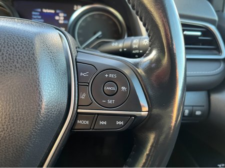 2019 Toyota Camry WS HYBRID AUTOMATIC 2.5 PETROL //KEYLESS ENTRY//ADAPTIVE CRUISE CONTROL//LEATHER SEATS// €24,950 thumbnail