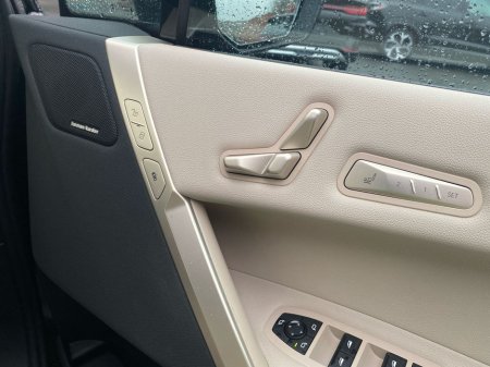 2022 BMW iX - thumbnail 22