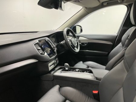 2023 Volvo XC90 - thumbnail 6