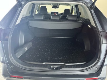 2024 Toyota Rav4 SOL Hybrid €44,950 thumbnail