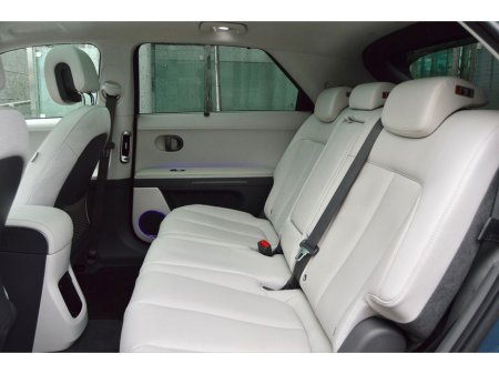 2025 Hyundai Ioniq 5 Ioniq 5 FL Platinum 84 kW €45,995 thumbnail