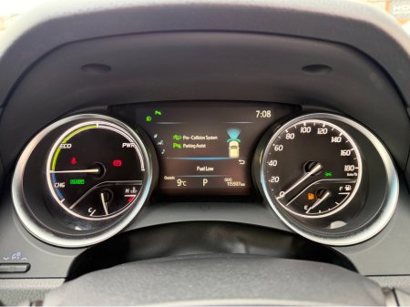 2020 Toyota Camry - thumbnail 17