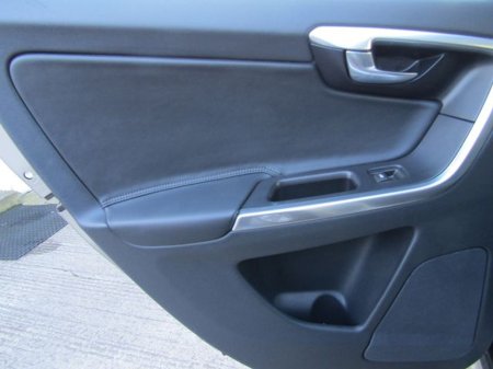 2014 Volvo XC60 - thumbnail 21