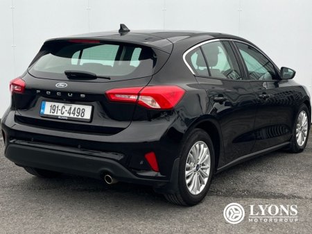 2019 Ford Focus - view 2