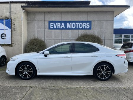 2019 Toyota Camry - thumbnail 6