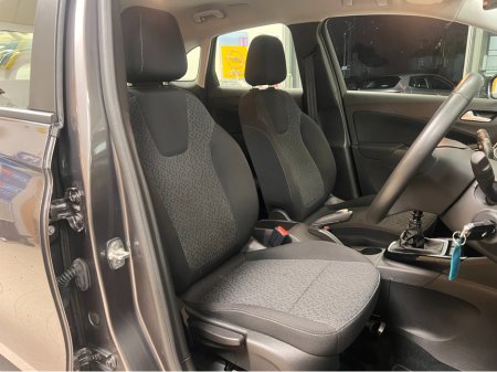 2024 Opel Crossland X **DIESEL 2024**Best Value As New Opel Crossland 6 Speed Manual Apple Car Play  www.bolands.ie Est.1955 €21,950 thumbnail