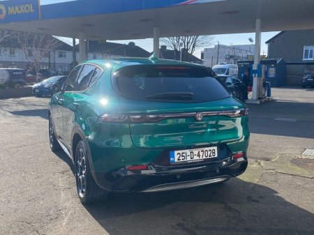 2025 Alfa Romeo Tonale - thumbnail 9