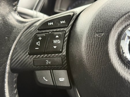 2015 Mazda Mazda2 - thumbnail 16