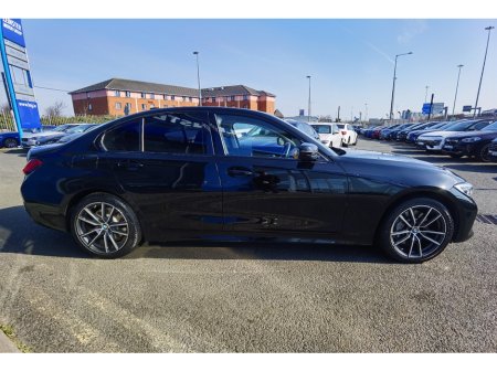 2021 BMW 3 Series - thumbnail 4