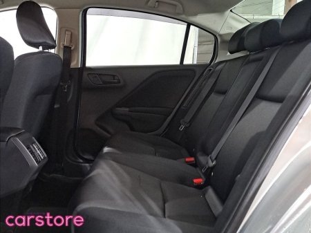 2016 Honda Grace - thumbnail 10