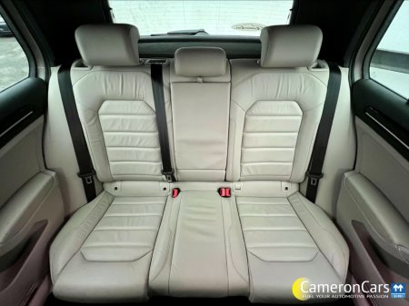 2020 Volkswagen Golf HIGHLINE 2.0 TDI AUTOMATIC €21,950 thumbnail