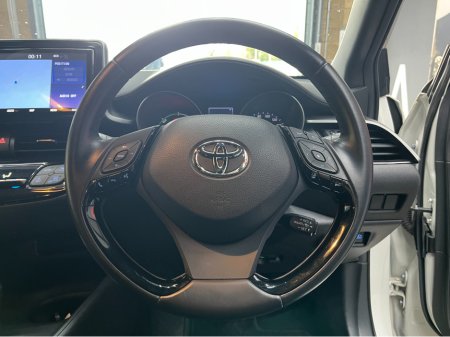 2019 Toyota C-HR - thumbnail 7