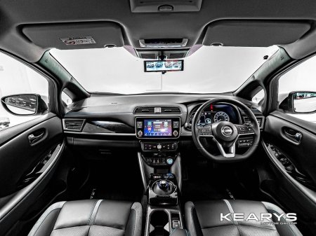 2022 Nissan Leaf - thumbnail 10