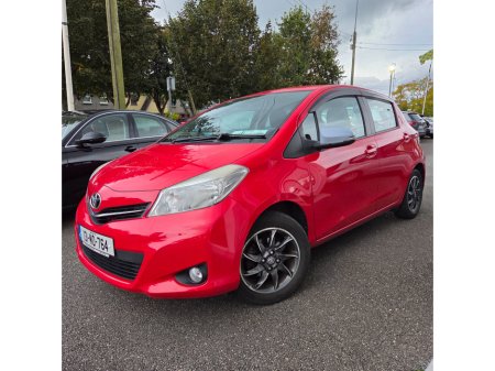 2013 Toyota Yaris 1.0 VVT-i 5Dr Sport €9,399
