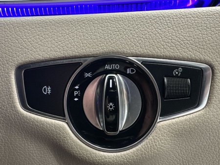 2021 Mercedes-Benz E Class - thumbnail 23