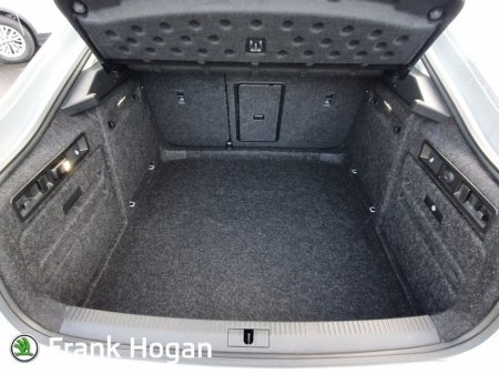 2020 Skoda Superb - thumbnail 15