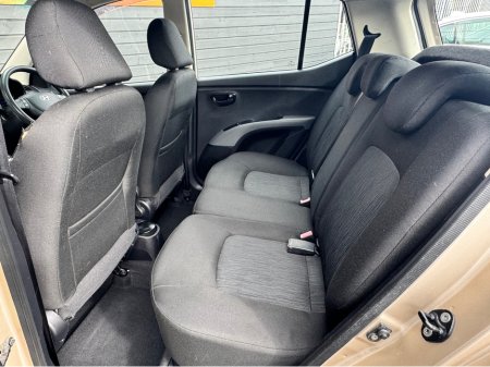 2011 Hyundai i10 - thumbnail 9