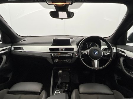 2022 BMW X1 - thumbnail 2