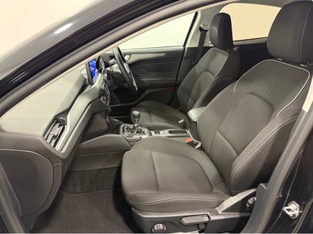 2022 Ford Focus TITANIUM STYLE ECOB €24,750 thumbnail