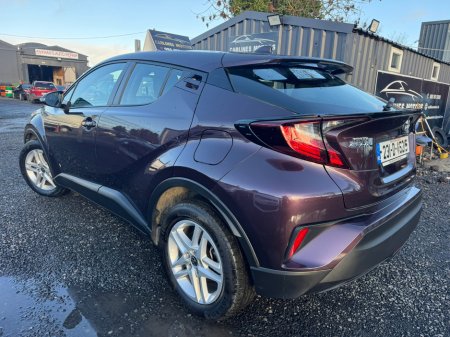 2023 Toyota C-HR  €23,950