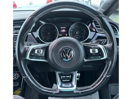 2016 Volkswagen Touran R-LINE 1.4L Petrol Automatic (0036) €17,995 thumbnail
