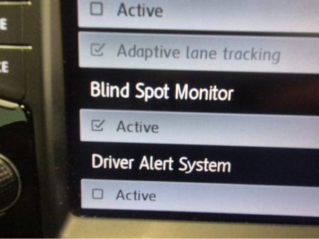 2017 Volkswagen Golf **HIGHLINE**ONLY 63000KMS**ALCANTARA SEATS*17" ALLOYS**BLIND SPOT WARNING**LANE ASSIST**KEYLESS ENTRY AND START**ADAPTIVE CRUISE CONTROL**DUAL ZONE CLIMATE CONTROL*REVERSE CAMERA*BLUETOOTH STREAMI €16,949 thumbnail