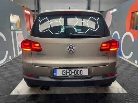 2013 Volkswagen Tiguan - thumbnail 3