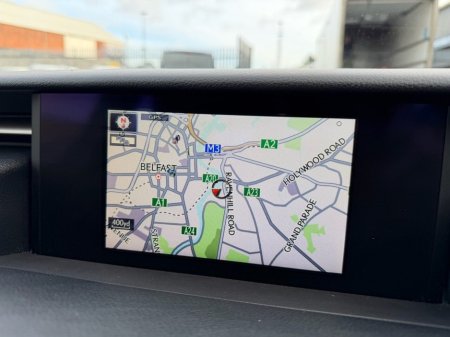 2016 Lexus IS 300 h - thumbnail 25