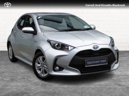 2022 Toyota Yaris Hybrid Luna €21,950 thumbnail