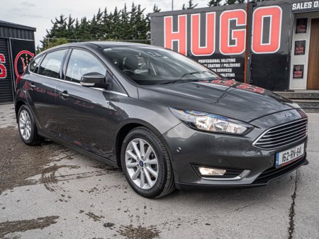 2016 Ford Focus - thumbnail 13