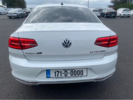2017 Volkswagen Passat R-LINE PASSAT 2.0 TSI 2017 €19,995 thumbnail
