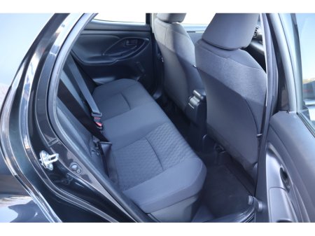 2023 Toyota Yaris HYBRID LUNA 4DR AUTO Great Spec 12 Months Warranty €18,495 thumbnail