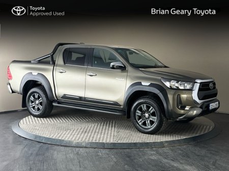 2023 Toyota Hilux - thumbnail 1