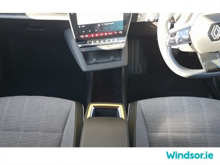 2025 Renault Megane - thumbnail 13