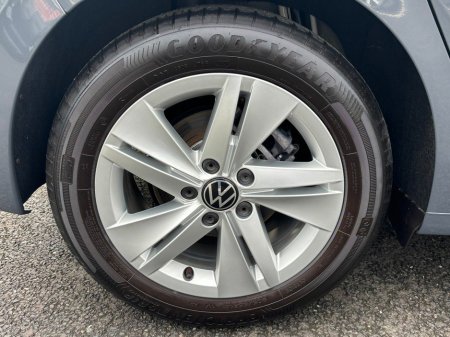 2022 Volkswagen Golf - thumbnail 21