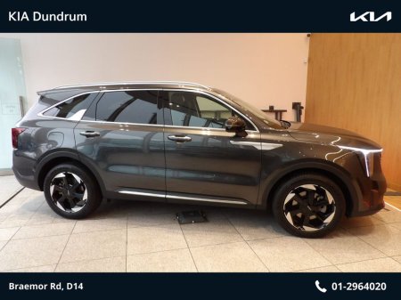 2025 Kia Sorento - view 2