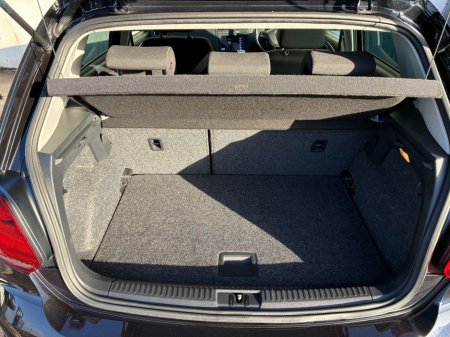 2016 Volkswagen Polo 1.2i TSI Petrol Automatic Comfortline €13,500 thumbnail