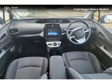 2017 Toyota Prius - thumbnail 8