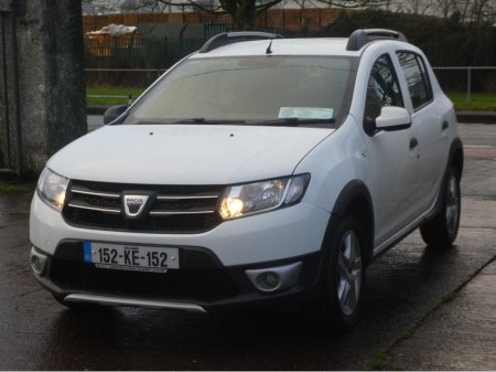 2015 Dacia Sandero STEPWAY SIGNATURE 1.5 DCI 90 4 €6,450 thumbnail