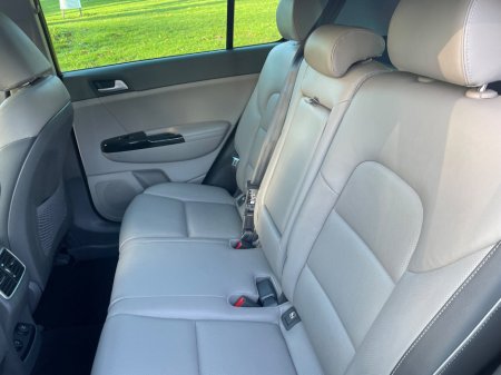 2017 Kia Sportage 1.7 PLATINUM €12,995 thumbnail