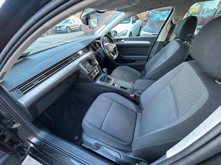 2020 Volkswagen Passat - thumbnail 17