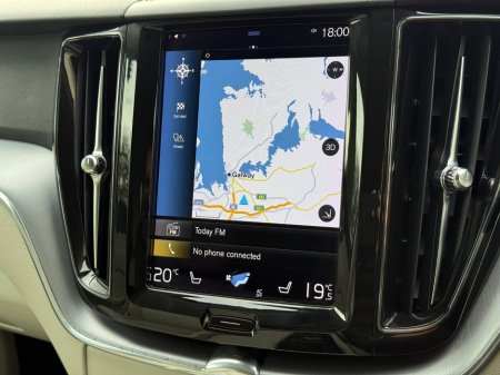 2021 Volvo XC60 - thumbnail 21